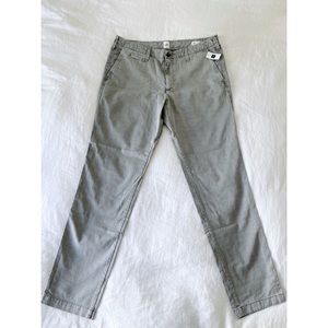 Grey GAP chino men’s slim pants.